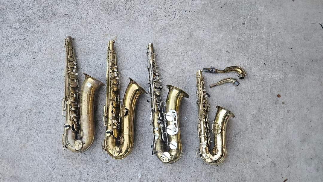 Internet picking Is awesome, people are giving away the coolest things #oregon #picking #saxophone #clackamascounty #vintage