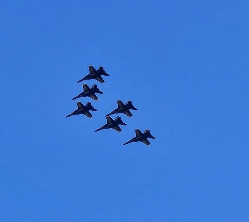 Did you get to see the U.S. Navy Blue Angels fly over? #gladstoneoregon #oregon #portland #clackamascounty