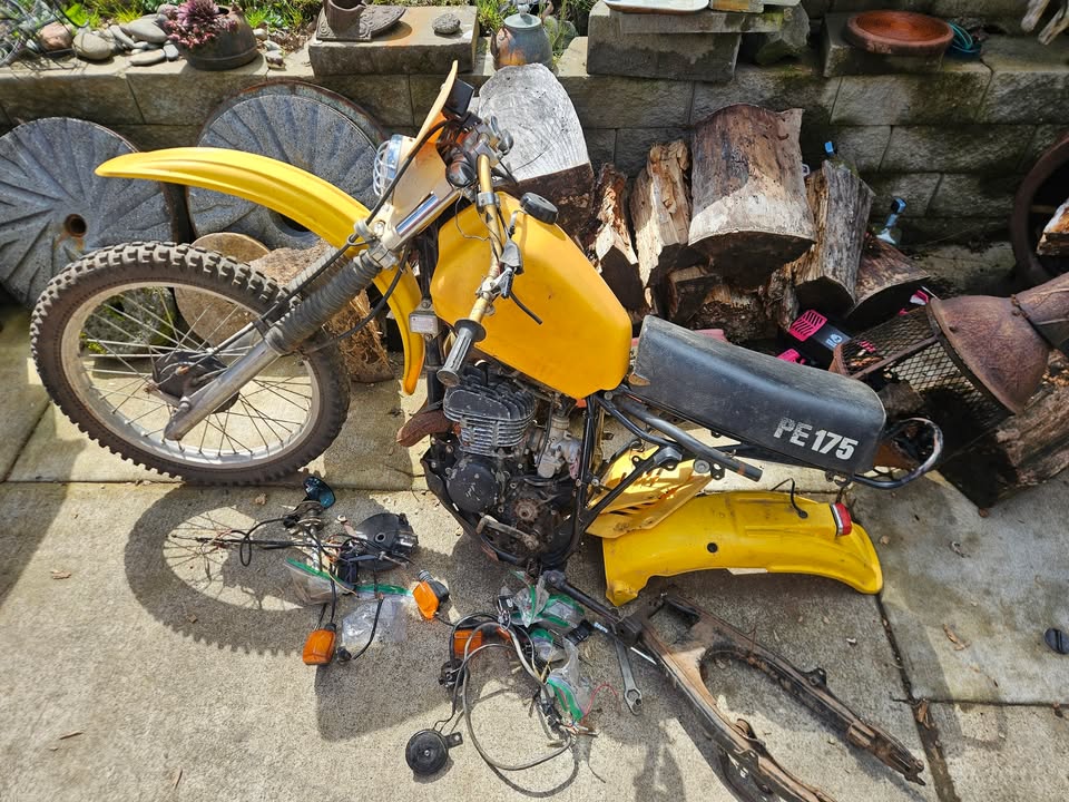 Check out this vintage dirt bike we removed for a customer 🔥…
